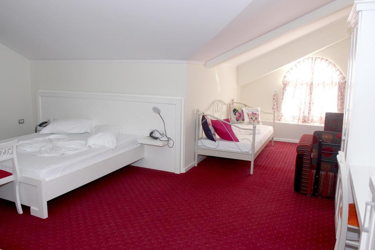 Duraku 4* Sarandë