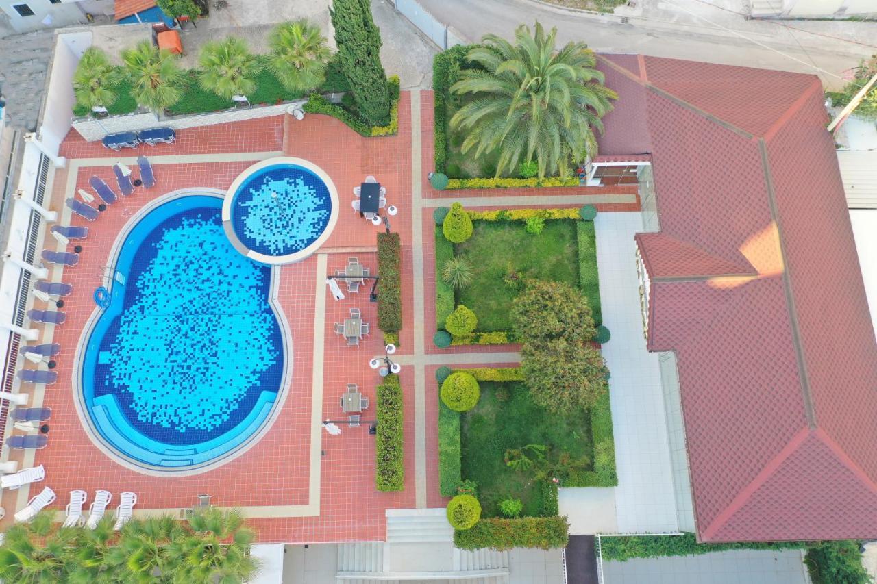 Duraku Hotel 4*