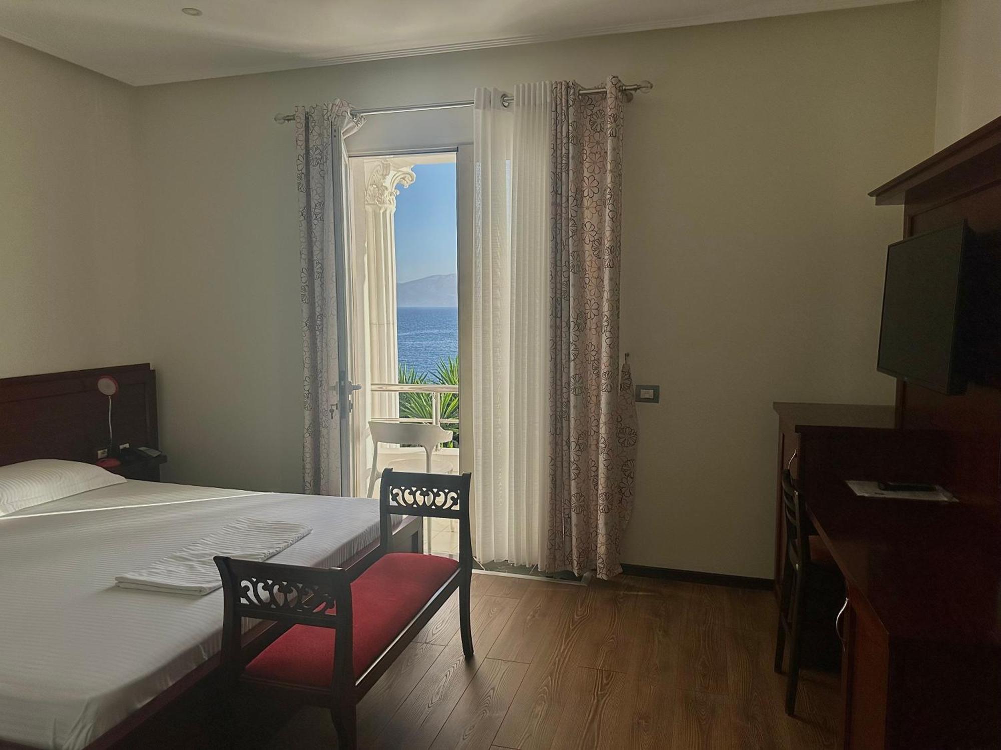 Duraku Sarandë
